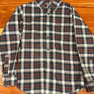 Ariat Boys Button down shirt EUC.